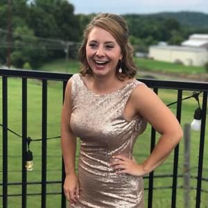 Meet your Posher, Danielle